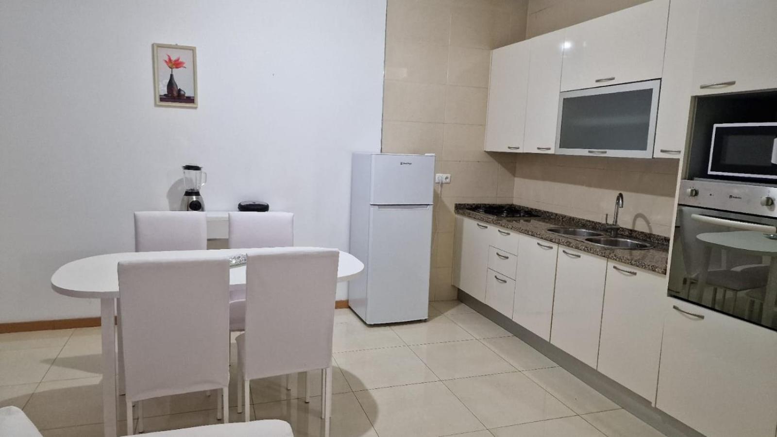 Casa De Ferias Com 2 Quartos Ou Aluguer Diaria Praia Exterior foto
